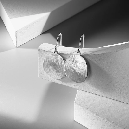 Dochas Drop Earrings - Image 2